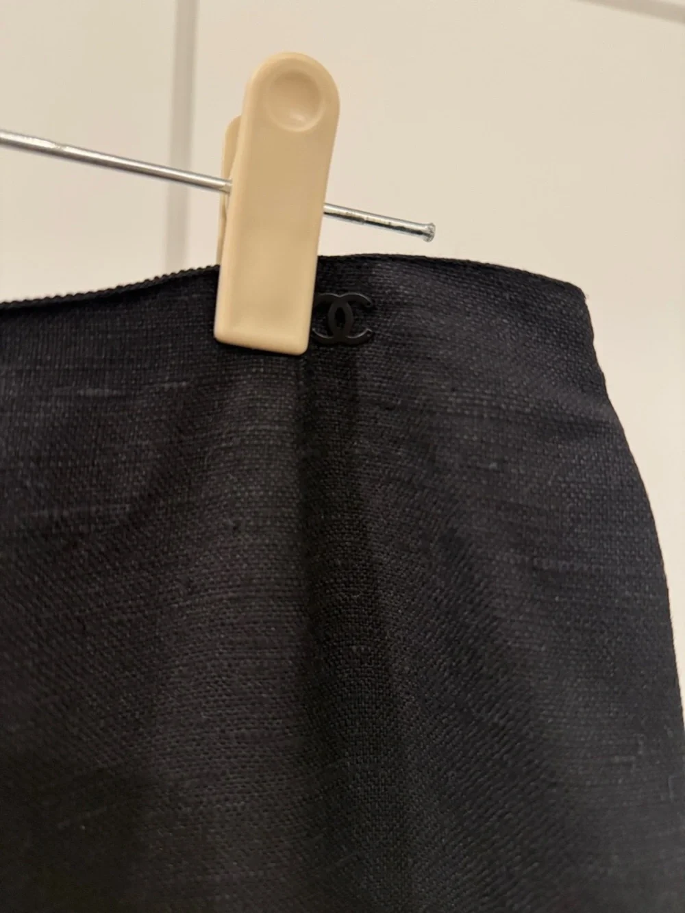 CHANEL Black Silk Pant with Signature Label - Picture 2 of 9